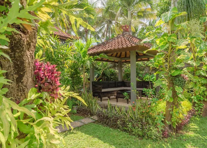 Tropical Oasis Lovina Ferienhaus *