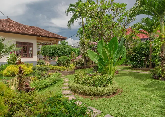 Tropical Oasis Lovina Ferienhaus Temukus